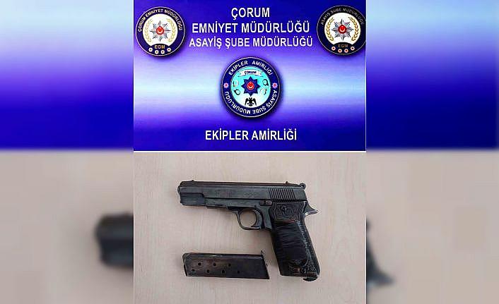 Çorumda aranan 4 şahıs yakalandı