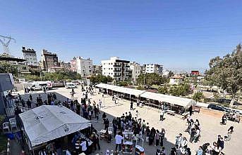 Depremzede öğrenciler bahar şenliğinde eğlendi