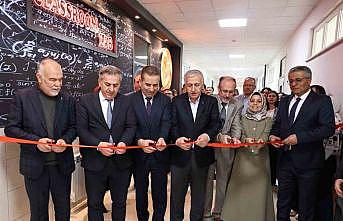 Eğitime sanayici dokunuşu: Meram Fen Lisesine Teknoloji Laboratuvarı