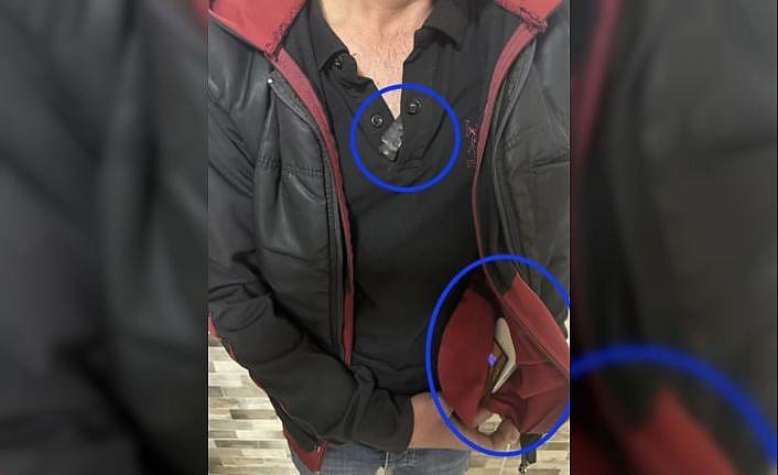 Ehliyet sınavında kopya düzeneği ile yakalandı