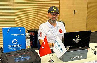 F klavye yarışmasında Türkiyenin en hızlı parmaklarından biri İzmirden