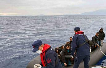 Fethiye açıklarında 19 düzensiz göçmen yakalandı