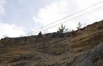 Gümüşhanede heyelanlı bölgede temizleme çalışmaları tamamlandı