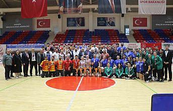 İşitme Engelliler Türkiye Voleybol Şampiyonası Karabükte sona erdi