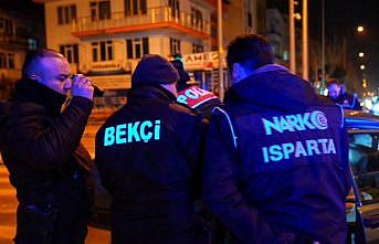 Ispartada gerçekleştirilen 3 günlük narkotik operasyonlarında 6 tutuklama