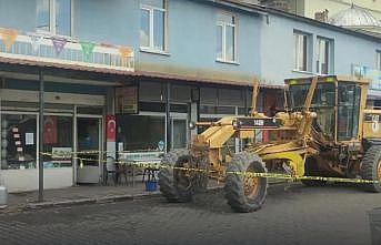 Karsta kurşun isabet eden özel idare çalışanı ağır yaralandı