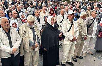Kayseride ilk hac kafilesi dualarla uğurlandı