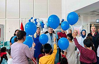 Kepez Devlet Hastanesinde otizm farkındalığı