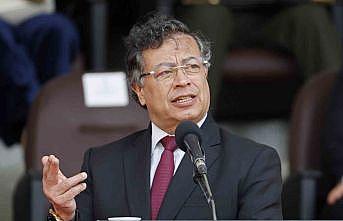 Kolombiya Devlet Başkanı Petro, uyuşturucu kullandığı iddialarını reddetti