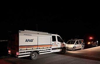 Köprüden çaya uçan otomobilde 4 kişi yaralandı