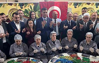 Manisadan 485 yıldır şifa dağıtan mesirin duası yapıldı