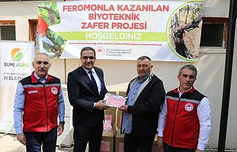 Manisalı çiftçilere salkım güvesine karşı biyolojik destek