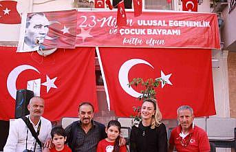 Marmarisin 23 Nisan Dedesi yine sokakları bayrakla donattı