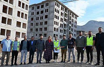 Milletvekili Ölmeztoprak, TOKİ konutlarını inceledi
