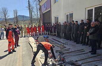 Mudurnuda orman yangınına karşı tatbikatlı eğitim