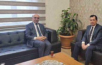 Müftü İmamoğlu kurban vekaleti tesliminde bulundu