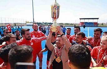 Nevşehir Belediyesi SK Hokey Takımı Avrupa şampiyonu oldu