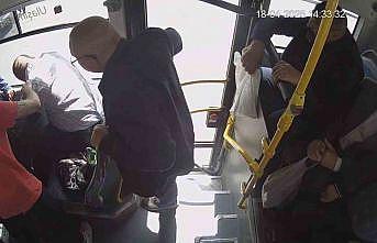 Otobüste fenalaşan yolcu için güzergahını değiştirdi