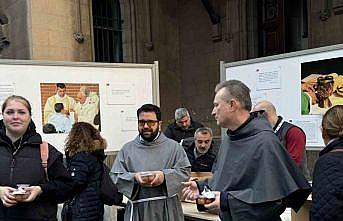 Papa Franciscus için St. Antuan Kilisesinde lokma dağıtıldı