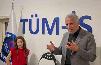quot;Şaka gibiquot; dedi, koltuğa oturmadı