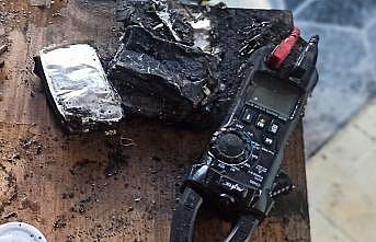 Şarjdaki telefonun bataryası patladı