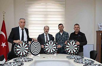 Siyah İnci  Motosikletlilerden dart turnuvasına destek