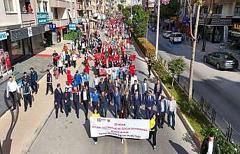Tarsus, 23 Nisanı coşkulu bir şekilde kutladı