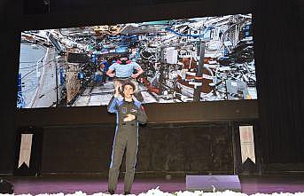 Türk astronot Atasever Batmanda öğrencilerle buluştu