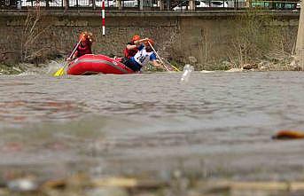 Türkiye Rafting Şampiyonasının ikinci gününde de heyecan doruktaydı
