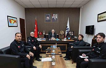 Vali Ayyıldızdan AFADa ziyaret