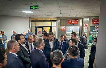 Vali Çelik trafik kazasında yaralanan vatandaşları ziyaret etti