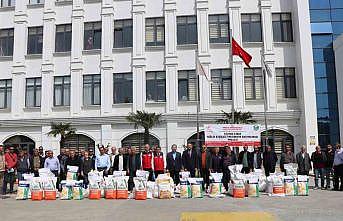 Yalovada çiftçiye 1 ton 890 kilo ayçiçeği tohumu dağıtıldı