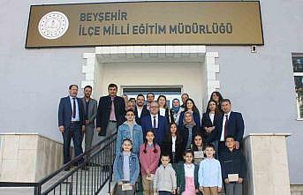 Yaptıkları afiş ve resimlerle suyun önemine dikkat çektiler