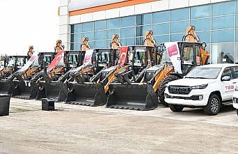 Yeni iş makinesi Sultanhisar Belediyesine teslim edildi