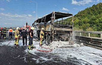 Yolcu otobüsü alevlere teslim oldu