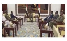 Sudan'da Abdullah Hamadok geçiş dönemi başbakanı olarak yemin etti