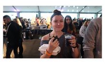 Londra'da siyah yemek festivaline yoğun ilgi