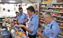Şehzadeler Belediyesi zabıtasından okul çevrelerinde denetleme