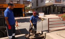 Yalova Belediyesi’nden mazgallarda temizlik