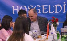 Vali Özkan çocuklarla iftarda buluştu