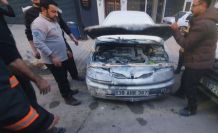 Van’da park halindeki otomobilde yangın