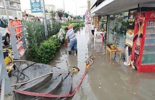 Osmaniye’de sağanak yağış