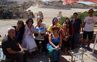 Hasankeyf’e turist akını
