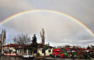 Gökkuşağı büyüledi