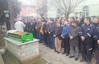 Gözyaşları arasında toprağa verildi