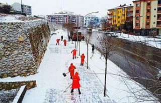 Malatya’da karla yoğun mücadele