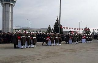 Şehitler memleketlerine uğurlandı