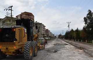 Viranşehir’de yollar onarılıyor