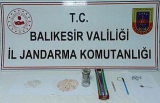 Ayvalık’ta Jandarmadan uyuşturucu operasyonu