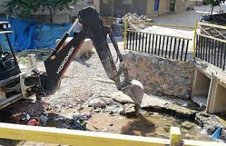 Uludere derelerinde temizlik çalışmaları